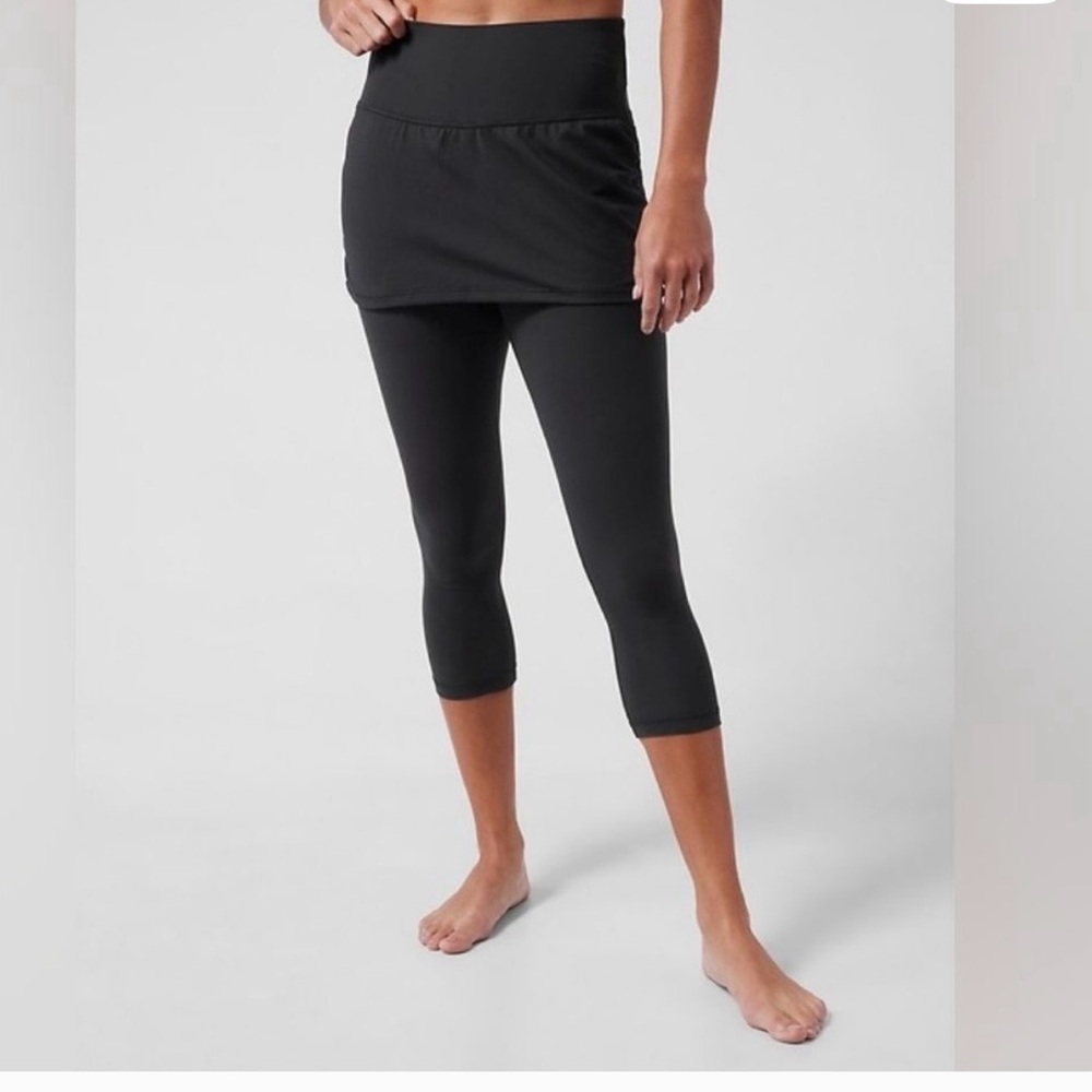 Athleta TALL Large Elation Black Skirted Capri Crop Leggings